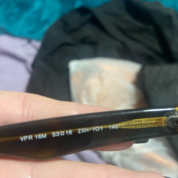 Prada eyeglass frames - Picture 4 of 4